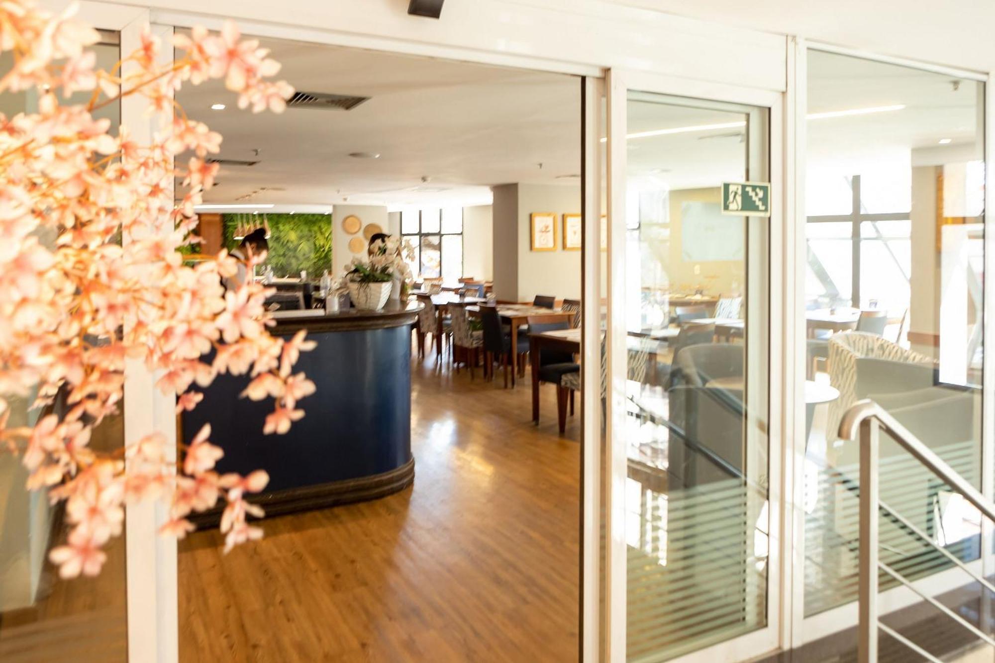 Flat Hotel Rua Borges Lagoa Uh413 — Photos 2